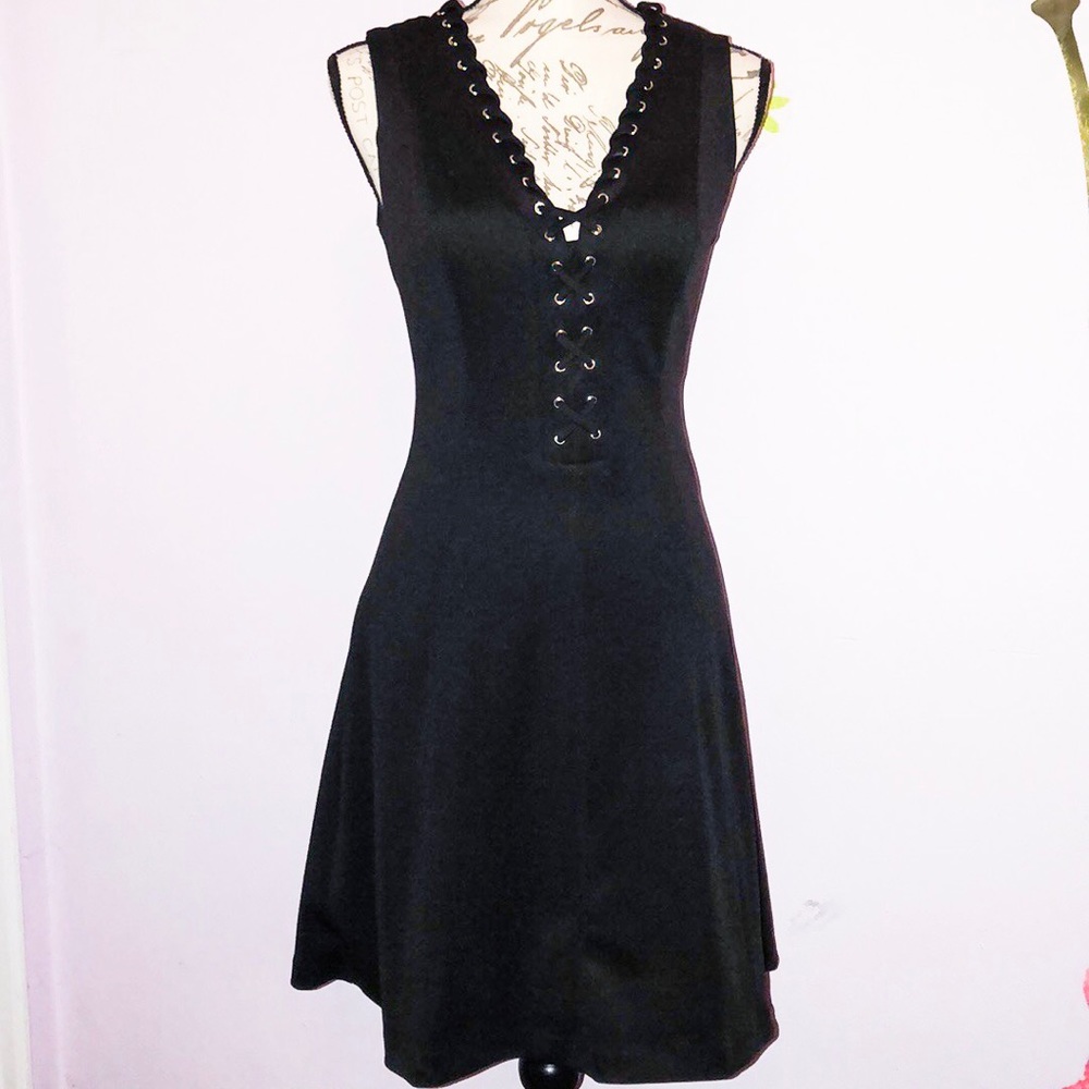 Jessica Simpson Crisscrossing Black Dress